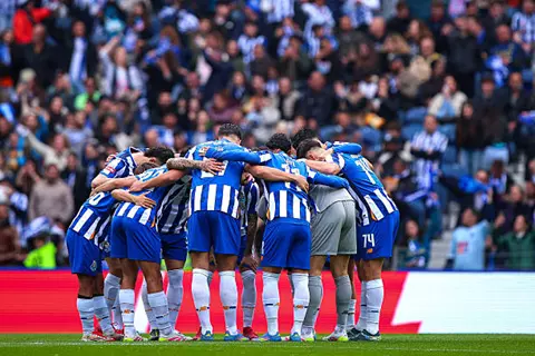 حارس بورتو يبدأ مغامرة سعودية على سبيل الإعارة